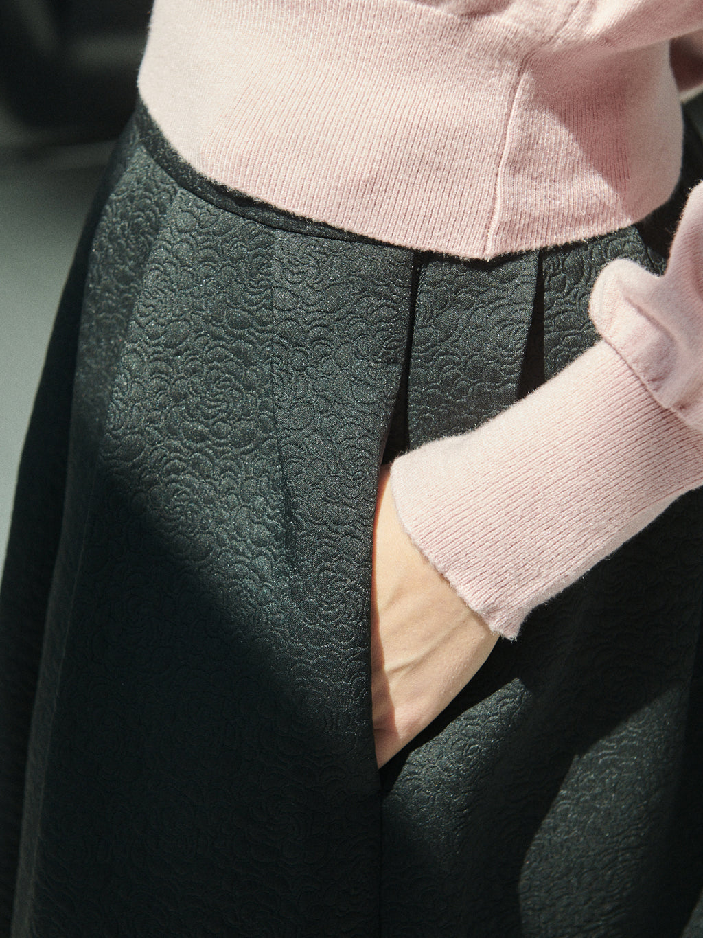 Rose Flared Skirt (Black)