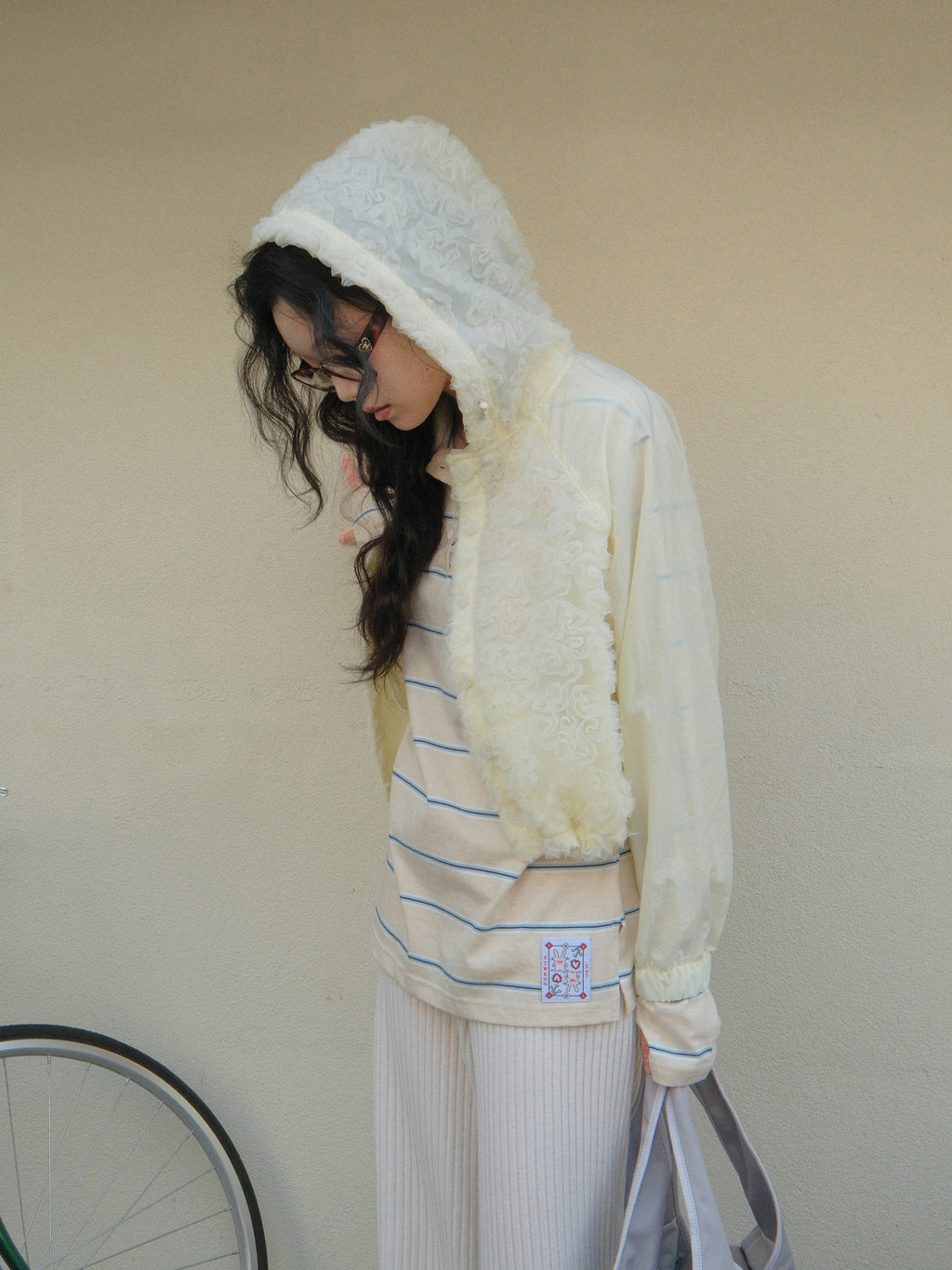 Lace Crop Hood (All Butter)